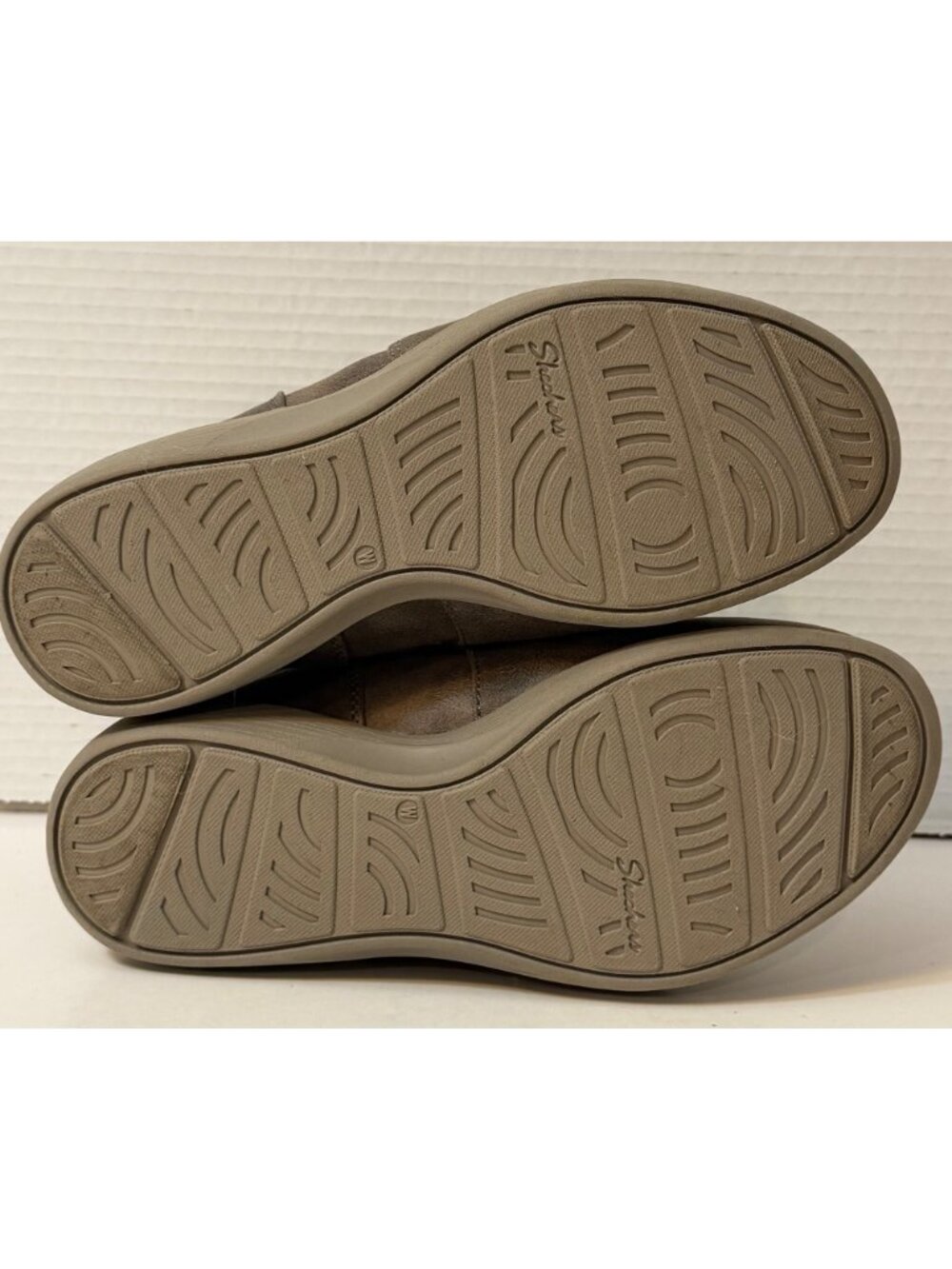 Skechers Arya Fold Over Faur Fur Booties Taupe sz 6.5 - Picture 8 of 9